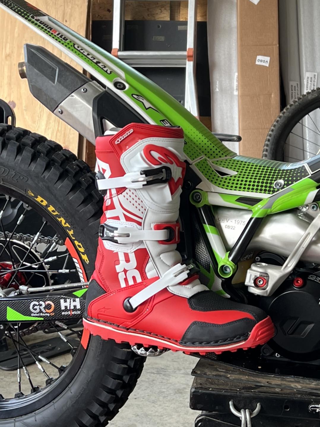 A Vertigo 300 Nitro, new red Alpinestar boots–a match made in heaven!